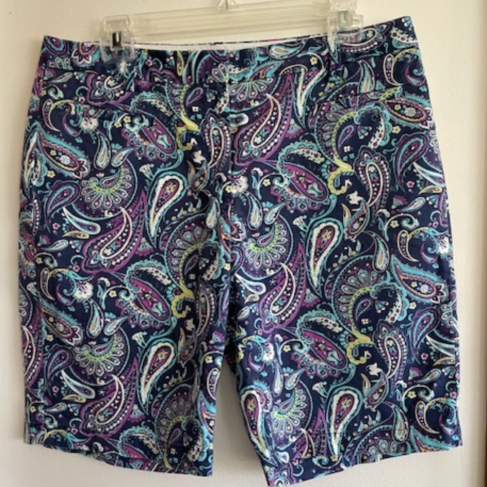 LANDS' END Colorful Paisley Cotton Flat Front Fit 2 Bermuda Shorts - Picture 6 of 14